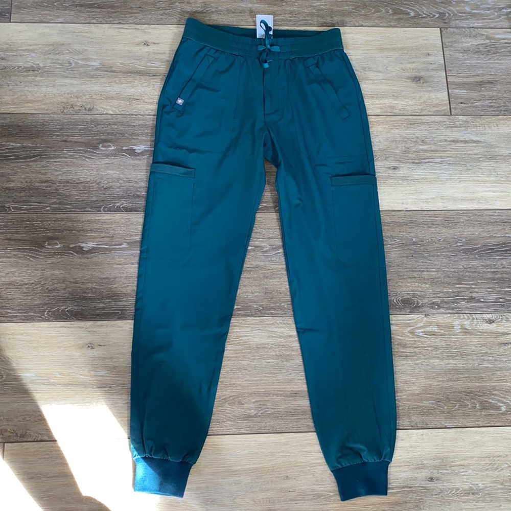 Figs Technical Collection forest green joggers